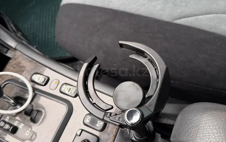 Подстаканник мерс 210 за 15 500 тг. в Кызылорда