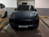 Porsche Cayenne 2018 года за 30 000 000 тг. в Астана – фото 2