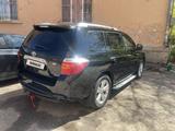 Toyota Highlander 2008 годаүшін12 000 000 тг. в Усть-Каменогорск