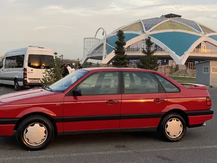 Volkswagen Passat 1992 года за 1 400 000 тг. в Тараз – фото 2