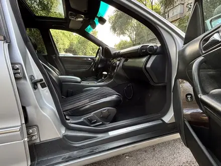 Mercedes-Benz C 200 2002 года за 3 000 000 тг. в Алматы – фото 12
