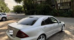 Mercedes-Benz C 200 2002 годаүшін3 000 000 тг. в Алматы – фото 2