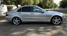 Mercedes-Benz C 200 2002 годаүшін3 000 000 тг. в Алматы – фото 5