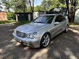 Mercedes-Benz C 200 2002 годаүшін3 000 000 тг. в Алматы