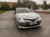 Toyota Camry 2018 года за 16 900 000 тг. в Тараз