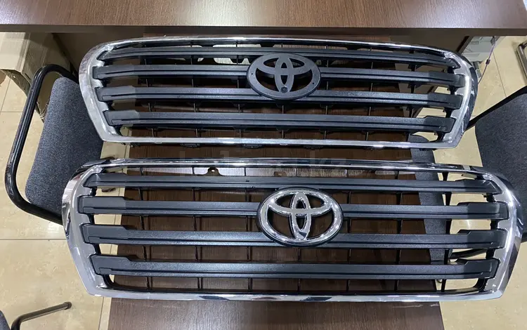 Решетка радиатора Toyota Land Cruiser 200 за 130 000 тг. в Костанай