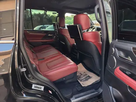 Lexus LX 570 2018 года за 46 500 000 тг. в Алматы – фото 4