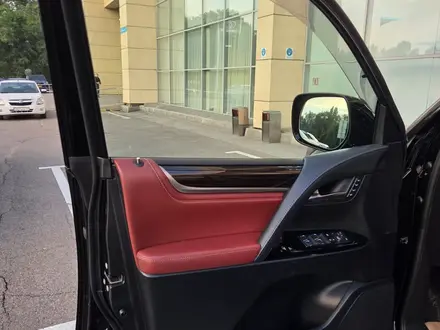 Lexus LX 570 2018 года за 46 500 000 тг. в Алматы – фото 6