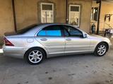 Mercedes-Benz C 200 2001 года за 3 700 000 тг. в Шымкент – фото 3