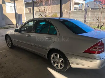 Mercedes-Benz C 200 2001 года за 3 700 000 тг. в Шымкент – фото 5