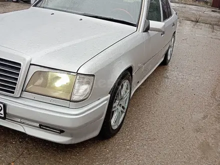 Mercedes-Benz E 230 1991 года за 2 000 000 тг. в Алматы