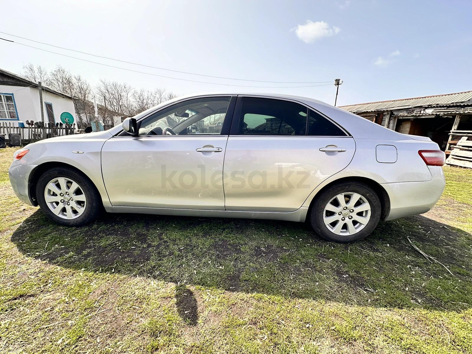 Toyota Camry 2007 г.