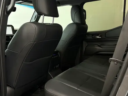 Toyota Land Cruiser Prado Prestige 2024 года за 39 900 000 тг. в Астана – фото 11