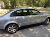 Volkswagen Passat 2002 годаүшін2 200 000 тг. в Алматы – фото 4