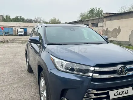 Toyota Highlander 2019 года за 18 800 000 тг. в Шымкент – фото 3