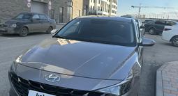 Hyundai Elantra 2023 года за 11 250 000 тг. в Астана – фото 2