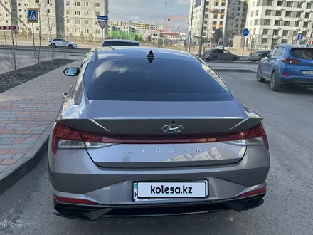 Hyundai Elantra 2023 года за 11 250 000 тг. в Астана – фото 5