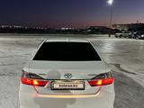 Toyota Camry 2015 года за 11 000 000 тг. в Уральск – фото 4