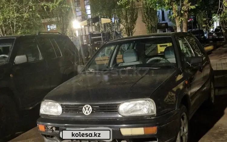 Volkswagen Golf 1992 годаүшін1 200 000 тг. в Астана