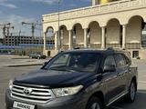 Toyota Highlander 2013 года за 12 500 000 тг. в Алматы