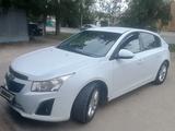 Chevrolet Cruze 2014 года за 3 000 000 тг. в Актобе – фото 2