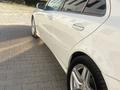 Mercedes-Benz E 500 2009 годаfor5 500 000 тг. в Актобе – фото 16