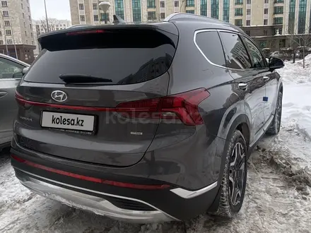 Hyundai Santa Fe 2022 года за 18 500 000 тг. в Астана – фото 3