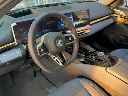 BMW 530 2024 года за 29 990 000 тг. в Астана – фото 7