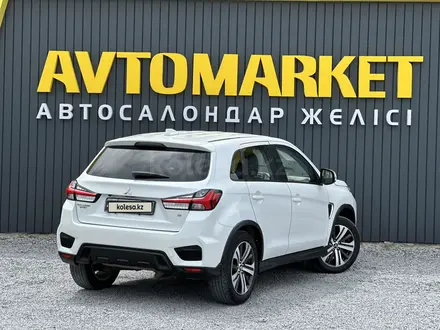 Mitsubishi Outlander 2020 года за 7 490 000 тг. в Актобе – фото 3