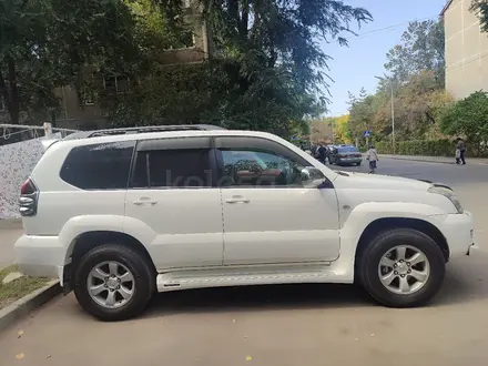 Toyota Land Cruiser Prado 2007 года за 16 300 000 тг. в Алматы – фото 2