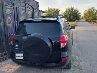 Toyota RAV4, 2006