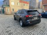 Toyota RAV4 2019 года за 10 500 000 тг. в Актобе – фото 3