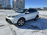 Toyota RAV4 2015 года за 12 500 000 тг. в Астана