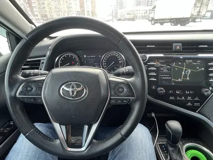 Toyota Camry 2018 года за 14 082 667 тг. в Астана – фото 5