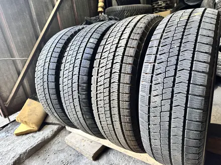 195/65r15 Bridgestone 4шт за 65 000 тг. в Алматы