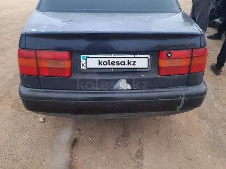 Volkswagen Passat 1994 года за 1 100 000 тг. в Актобе – фото 2