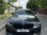 BMW 530 2019 года за 21 000 000 тг. в Шымкент – фото 2