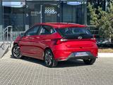Hyundai i20 2023 года за 6 770 000 тг. в Караганда – фото 5