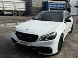 Mercedes-Benz E 200 2014 года за 12 500 000 тг. в Семей