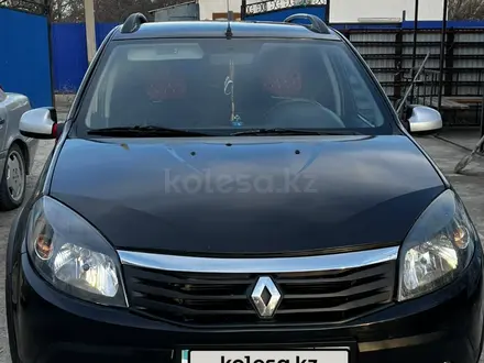 Renault Sandero Stepway 2014 года за 4 000 000 тг. в Атырау – фото 2