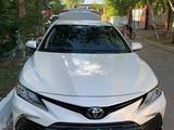 Toyota Camry 2021 годаүшін17 500 000 тг. в Астана – фото 2