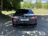 Toyota Camry 2015 года за 11 400 000 тг. в Караганда – фото 3