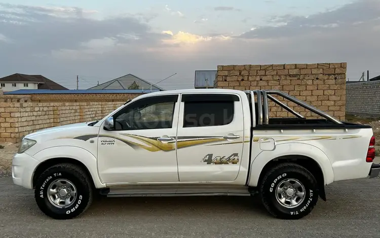 Toyota Hilux 2009 годаfor8 000 000 тг. в Жанаозен