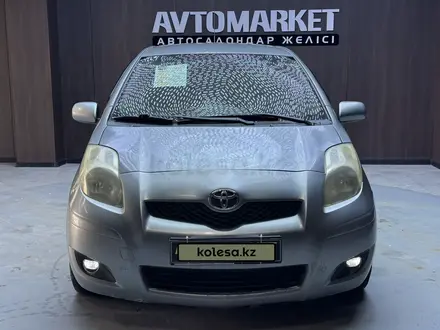Toyota Yaris 2010 года за 3 950 000 тг. в Актобе – фото 2