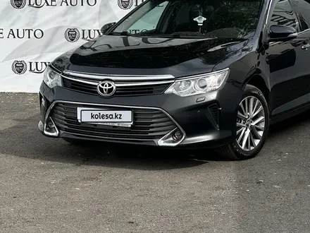 Toyota Camry 2016 года за 10 700 000 тг. в Шымкент