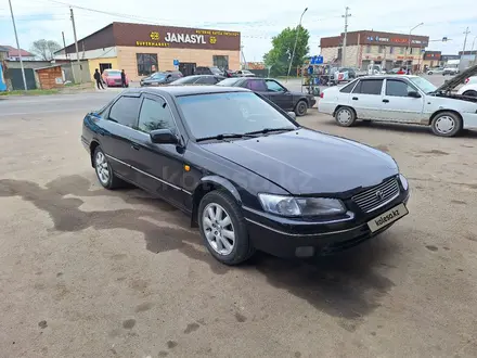 Toyota Camry 1997 года за 3 500 000 тг. в Алматы – фото 2