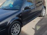 Volkswagen Golf 2001 года за 3 000 000 тг. в Актау – фото 2