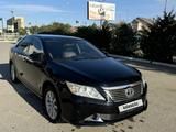 Toyota Camry 2012 года за 8 800 000 тг. в Актобе