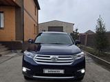 Toyota Highlander 2013 года за 12 500 000 тг. в Астана