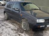 Volkswagen Golf 1993 годаүшін800 000 тг. в Астана – фото 2